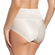 Selene Violeta Faja